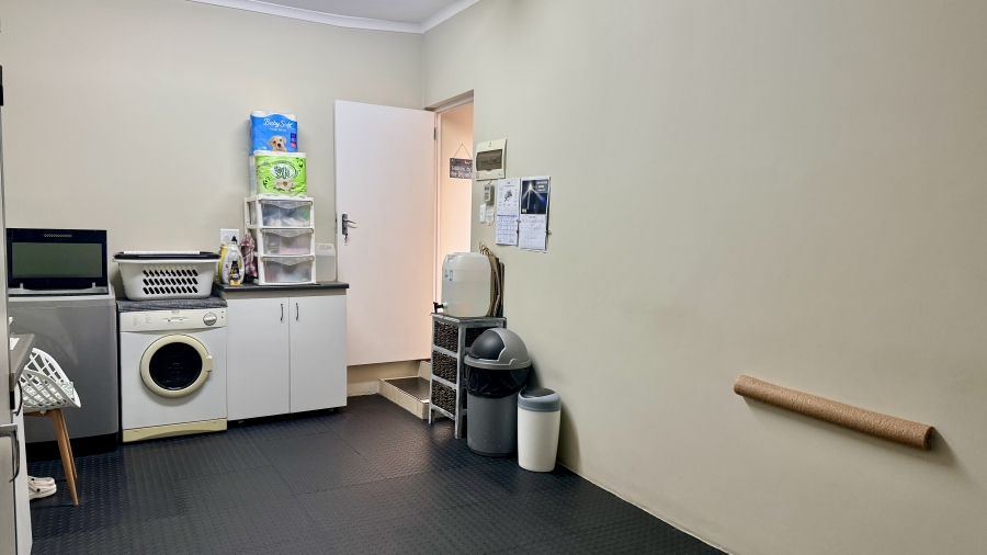 2 Bedroom Property for Sale in Parsonsvlei Eastern Cape
